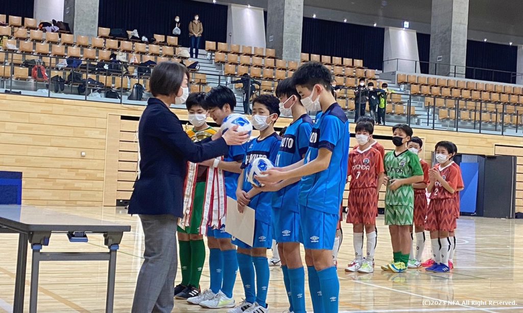 表彰式：根室北斗ＦＣ
